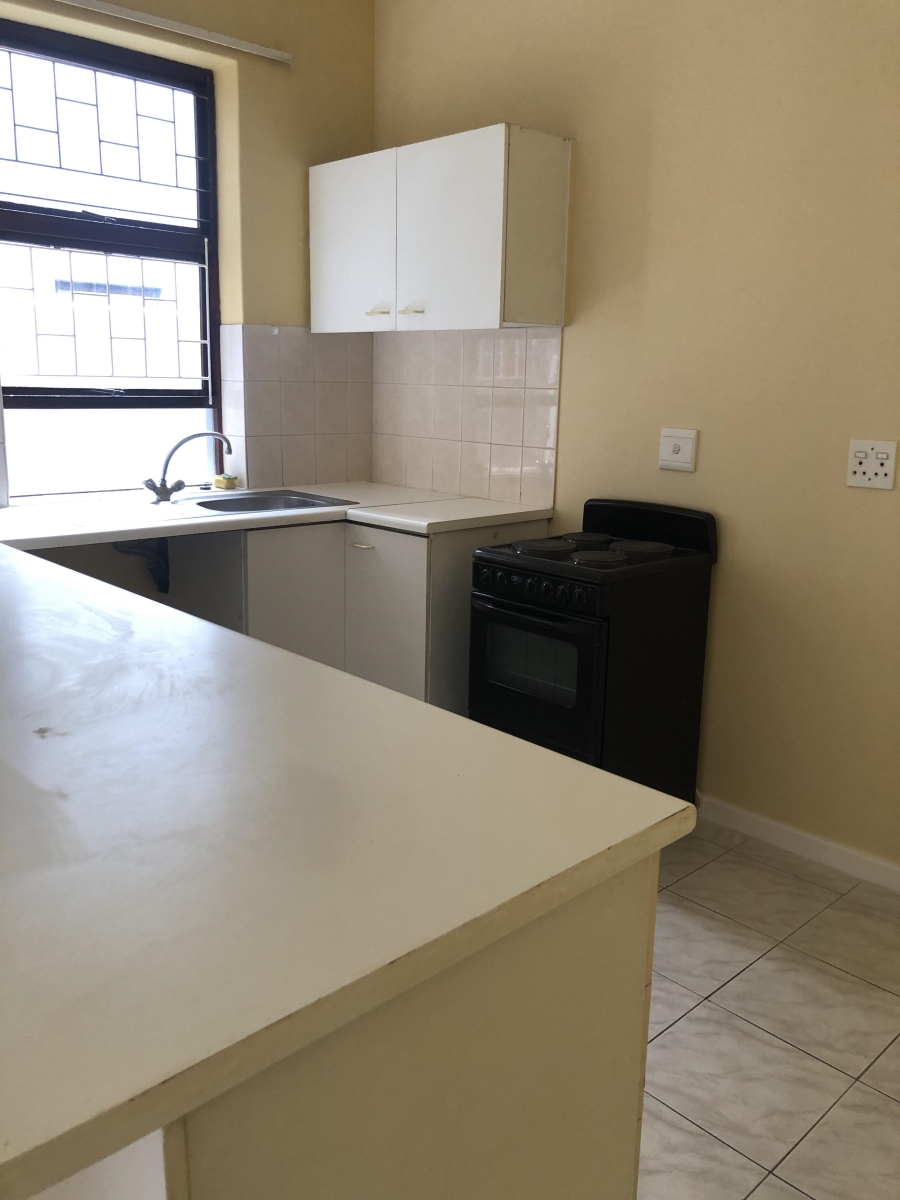 To Let 2 Bedroom Property for Rent in Observatory Western Cape